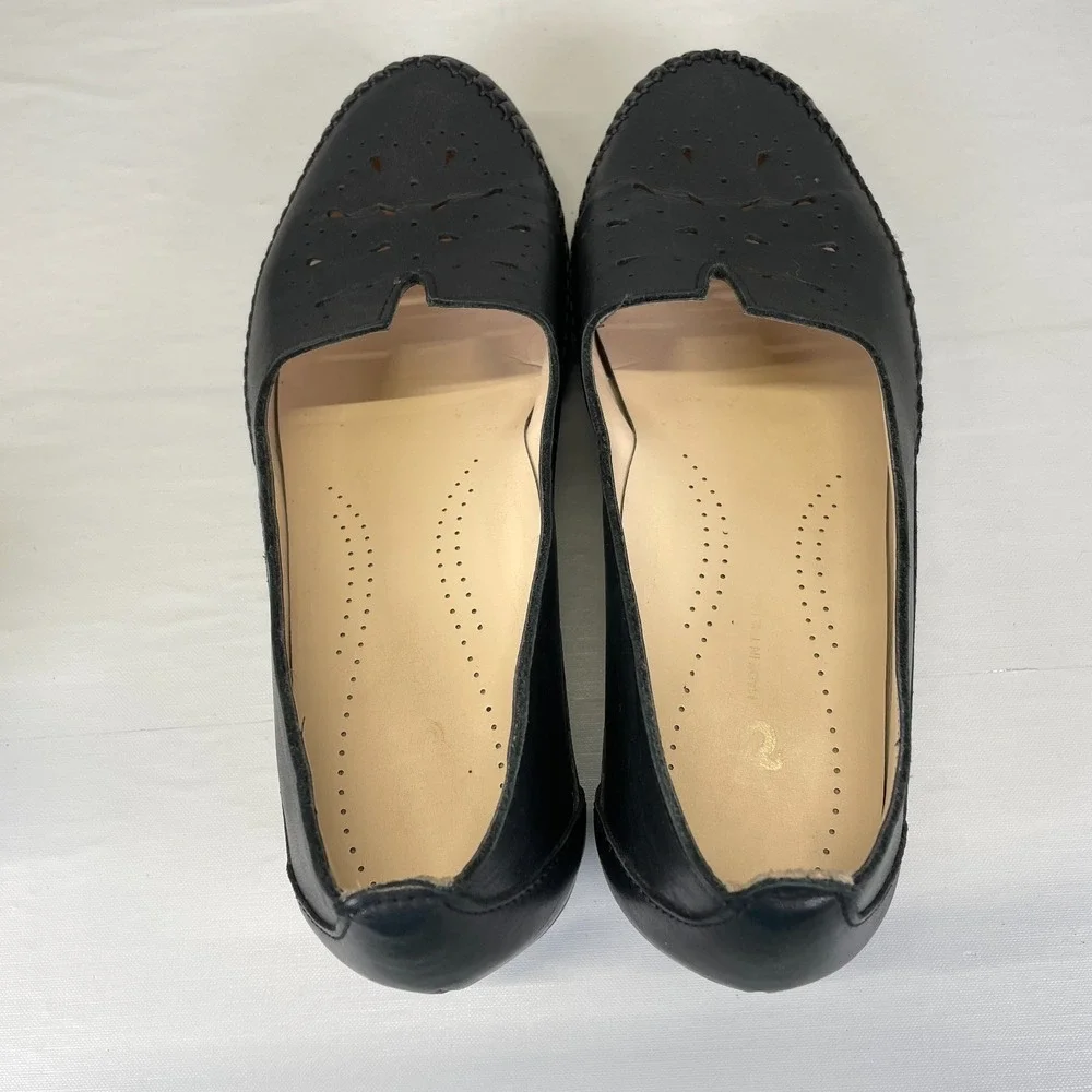 SAS Sonyo Pumps Womens Size 7.5 W Black Leather Perforated Slip On Comfort Shoes